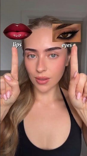 Focus on the lips or the eyes 💋 @lenkalul