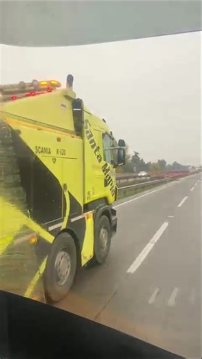 scania R 620 V8 grua
