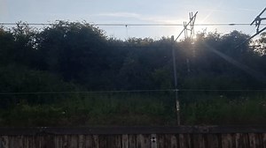 从国王十字伦敦火车站到英国约克火车站的火车旅行窗口座位景色。视频摄于2024年7月19日 库存影片视频（100% 免版税）3770140531 | Shutterstock