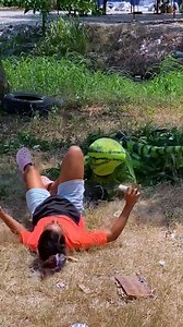 26K views · 415 reactions | Cracy Iguana.  #pranksvideos #prank #Funny #comedy #humor | Pegadinhas Topper | Facebook