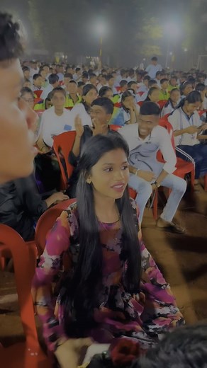 Kirti Makeover Studio | makeup & hairstyles Artist on Instagram: "#besic& advance makeup &hairstyles corses #😍 ♥️ #dancepraformance 💃🏻🎉❤️#bihulook🌼🌼🌸🌸🌸 #R.F naik collage ❤️‍🔥#happy movement ☺️"