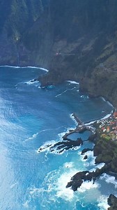 🇵🇹Portugal, Madeira 📍Seixal, a scenic village on Madeira's north coast. Known for its striking black sand beach and natural pools, Seixal offers a unique coastal experience. Enjoy the serene beauty of its volcanic landscapes, swim in the clear waters, and take in the stunning views of the surrounding cliffs and lush greenery. #igmadeira #holidaydestination #portugallovers #portugalviews #hikingadventures #instatravel #discovermadeira #visitportugal #travelbucketlist #naturelovers #madeiraisla