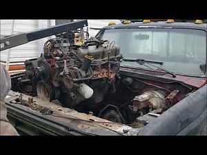 Pulling Bullnose 351W, My First Engine Pull. (Mustang 351W Swap Part 1)