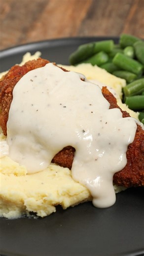 Some meals just hit different… and this Country Fried Chicken with creamy gravy is pure comfort on a plate. Golden, crispy, tender — it’s everything you want when you need a little extra cozy. ✨Comment “comfort food” and I’ll DM you the full recipe! ✨ #recipe👉https://thesaltycooker.com/country-fried-chicken-with-white-gravy/ #countryfriedchicken #comfortfood chickenrecipes #southerncooking #easymeals #friedchicken #crispychicken #chickendinner #familydinner #easyrecipe | The Salty Cooker