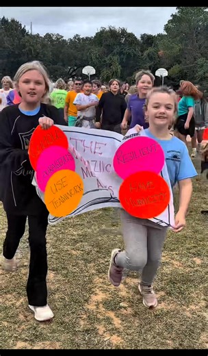 🎉🎉Boosterthon Fun Run 2025! 🎉🎉 Thank you parents, volunteers, Oriole Beach Elementary PTO, Gulf Breeze High School’s football team, and @DJ Heavy D for making it such a fun event for our students! | Oriole Beach Elementary School