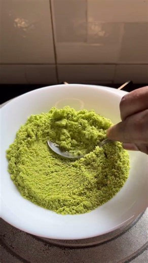 Green chutney powder | Hari chutney premix recipe | Mint chutney powder | Chef Vipin