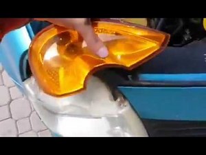 How to replace the front headlight bulb of the Renault Modus