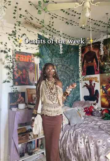 Outfits of the Week: Embrace Earthy Maximalism