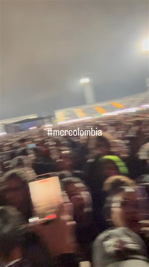 Hilla | Empezando a calentar motorea vip #mcr @mychemicalromance ##mcrcolombia #gerardway #frankiero | Instagram