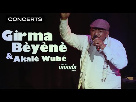 Girma Béyéné & Akalé Wubé - Enken Yèlélèbesh | Live at Moods