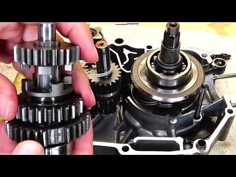 How the honda crf50 and crf70 3 speed transmission works and shifts.