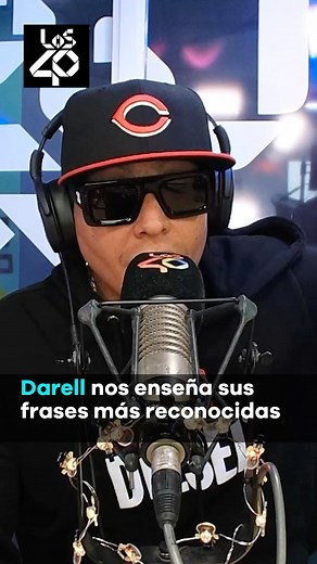 @darell tiene frases que han marcado recordación a través de sus canciones, si te dicen “Everybody go to de discotek” ya sabes en quien pensar 🙊🤭 #los40 #darell | Los 40 Colombia