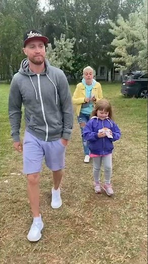 What are you doing mommy 2