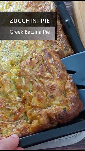 Delicious Crustless Zucchini Pie Recipe