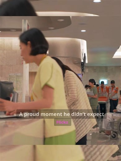 A proud moment he didn’t expect❤️ | Descendants of the Sun Korean Drama #shorts #kdrama 💥 Type: Drama Drama :Descendants of the Sun Episodes : 16 Country : South Korea Original Network : KBS2 Duration : 60 min Aired : Feb 24, 2016 - Apr 14, 2016 Genres : Action, Comedy, Romance, Melodrama Main Role: Main Actor : Song Joong Ki (Yoo Si Jin) Main Actress : Song Hye Kyo (Kang Mo Yeon) #songjoongki #songhyekyo #yoosijin #kangmoyeon#kdrama#drama#viral#fyp#love#romance#foryou#descendantsofthesunedit#m