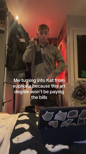 Art Student Struggles: Channeling Kat from Euphoria