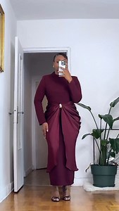 📌 robe 40/42/44. 149€. 📌 ☎️ 00337 61 58 52 29 ☎️ | Olive MAFO