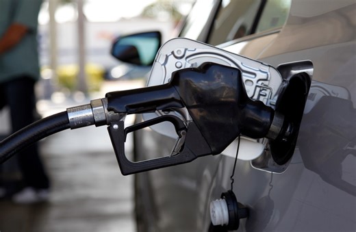Illinois’ gas tax goes up on July 1st. Here’s by how much: