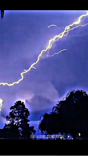 Lightning strike ⚡☠️ #edit #trollface #shorts