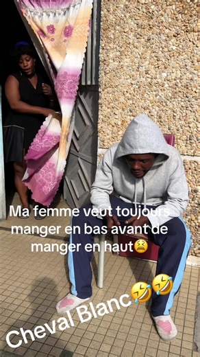 Ma femme veut toujours manger en bas avant de manger en haut😩🙆🏻😫🙌🏻#videoviral #visibilité #pourtoii #foryoupage❤️❤️ #1M