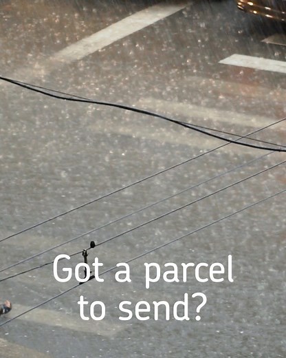 Don't fancy going out in the rain and snow to post a parcel? No problem, book a parcel collection and we'll collect from your front door: http://ms.spr.ly/6180kQMmG | Royal Mail