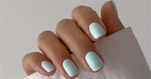 Los 10 colores para uñas que más llevaremos en marzo 2026 incluyen opciones para todos los gustos