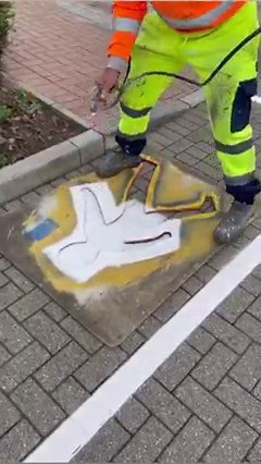 Take a look at the crew in action last week working on a pedestrian side path.🚶‍♂️...#LinePainting #RoadWorks #Construction. | Central Line Markings LTD.