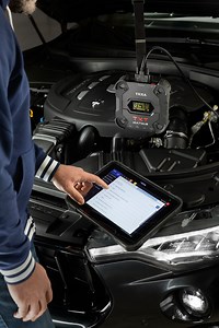 V. TXT MULTIHUB - The top-of-the-range interface