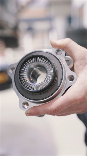 Mosselman Turbo Systems on Instagram: "There’s something oddly satisfying about replacing wheel bearings… fresh parts, smooth rotation. 🔧😌 Wheel bearings allow your wheels to rotate smoothly, quietly and without play. Over time they wear out due to mileage, load, moisture and dirt. Common symptoms are a humming or growling noise while driving, vibrations or noticeable play in the wheel. There is no fixed replacement interval, but in practice wheel bearings are often replaced somewhere between