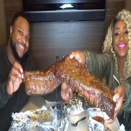 Pappy's Smokehouse BBQ in ST. Louis | Maria Odemira Gois