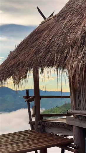 သဘာဝနဲ့တွေ့ဆုံခြင်း #travellerbyoak #nature #myanmaryoutubechannel #mountains