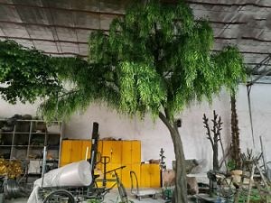 [Hot Item] New Style Large Plastic Tree Be Widely Welcomed Artificial Weeping Willow Tree Fiber Glass for Faux Green Tree for Indoor Decor