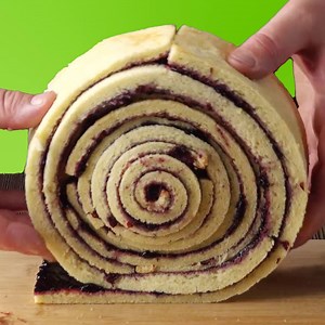 Questa torta è celestiale come la sinfonia di un pianoforte! Salva il pin: https://bit.ly/2HeQIP7 Leggi il procedimento: https://youtu.be/E8_uOn2Pq1g | Sagace