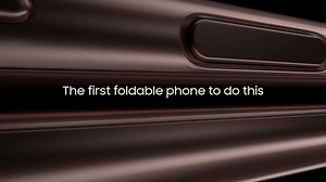 Be one of the first to flex this much style with hyperfast 5G. Get the new Galaxy Z Flip 5G. | Samsung