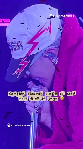Ellen Wijaya on Instagram: "TAKE IT OFF MOMENT 藍藍 Cubit nih @8lo8lo8lowme @xxxibgdrgn #ceritaMakEllen #gdragonworldtourübermensch2025 #gdragonjakarta"