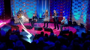 21K views · 225 reactions | It's nearly time for The Oscars of traditional Irish music! This year's Gradam Ceoil TG4 lineup is the biggest yet! Na cailligí é Dé Domhnaigh 9.30pm ar TG4 | TG4 | Facebook