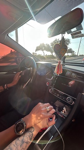 Abril Cárdenas on Instagram: "Nada más que pedir ❤️ . . . . #love #goals #mom #couple #mentalhealth #relationships #wlw #fyp #girls #lgbt #foryou"