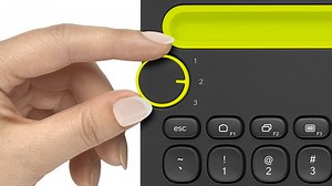 Teclado da Logitech interage com até três aparelhos ao mesmo tempo
