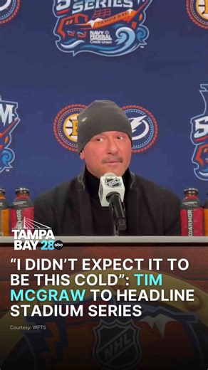 Tim McGraw before puck drop