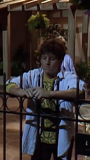 Golden Girls – Emotional scenes between Blanche and her grandson David—tears, truth, and that Southern charm shaken just a bit. When tough love meets real love, hearts change. #GoldenGirls #BlancheDevereaux 💔👦 #FamilyFeels #MiamiMoments 🌴 | Golden TvEra