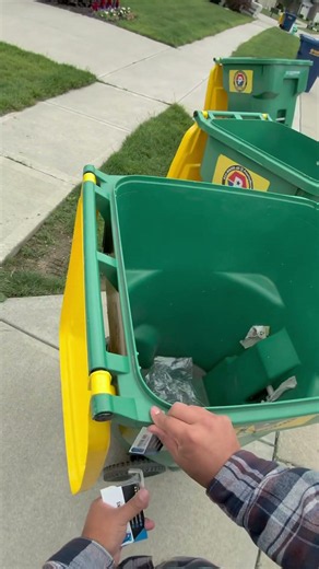 Go hand out some business cards! #business #businesstips #businesscards #pressurewashing #indiana