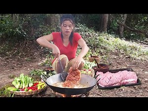 Yummy Pork Steak deep frying and Eating with vegetables @lisaCooking2