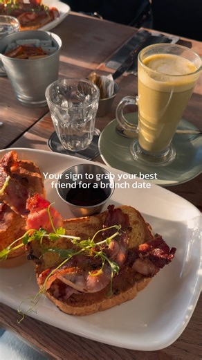 Weekend brunch plans sorted @Cafebar1962Livingston ☕️ More than just your average cafe, they've got a fantastic menu packed with diverse meal choices to kickstart your weekend right. Whether you're craving sweet or Savory, they've got you covered. | Livingston Designer Outlet