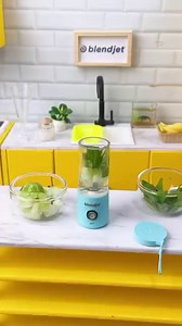 New year, new Mini BlendJet content. This mini Green Smoothie is the most adorable way to kick off your new year! ☺️💚 | BlendJet