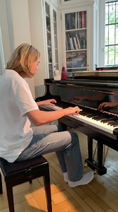 Justus Friedrich Eichhorn on Instagram: "Daily Czerny… op.740 no.11 After some recent performances I am focusing again on Czerny etudes and have started to work on several new works. Looking forward to sharing some reels again… #czerny #etude #justuspianist #practice #technique #scales #rotation #clear #cleaning #speed #sixteenths #daily #piano #pianist #youngpianist #routine"