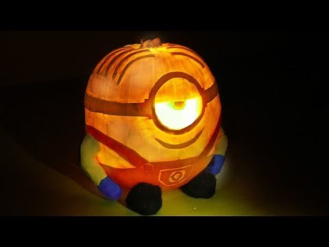 How to carve a Minion Pumpkin design
