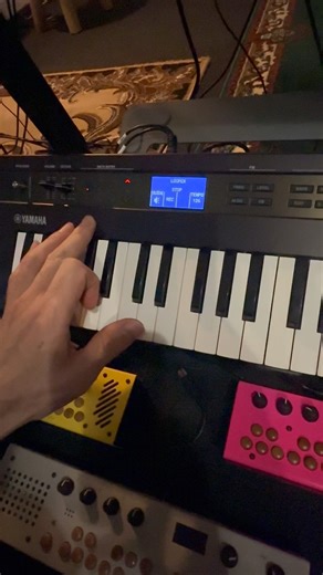 Yamaha reface dx looper good for sound design