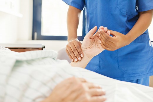 Diploma of Nursing | Nursing Courses | Box Hill Institute