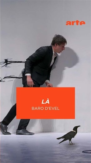 Là de Baro d’Evel presents a show that blends theatre, circus, music and a pied crow – ARTE Concert