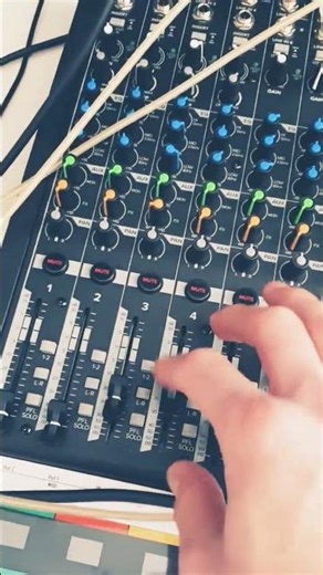 4 - chain Doom sound Processing with 4 path parallel eedback loop